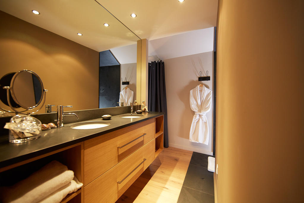 Les Chambres De L'Oustalet, Chambres D'Hotes Et Restaurant Etoile Gigondas Bilik gambar